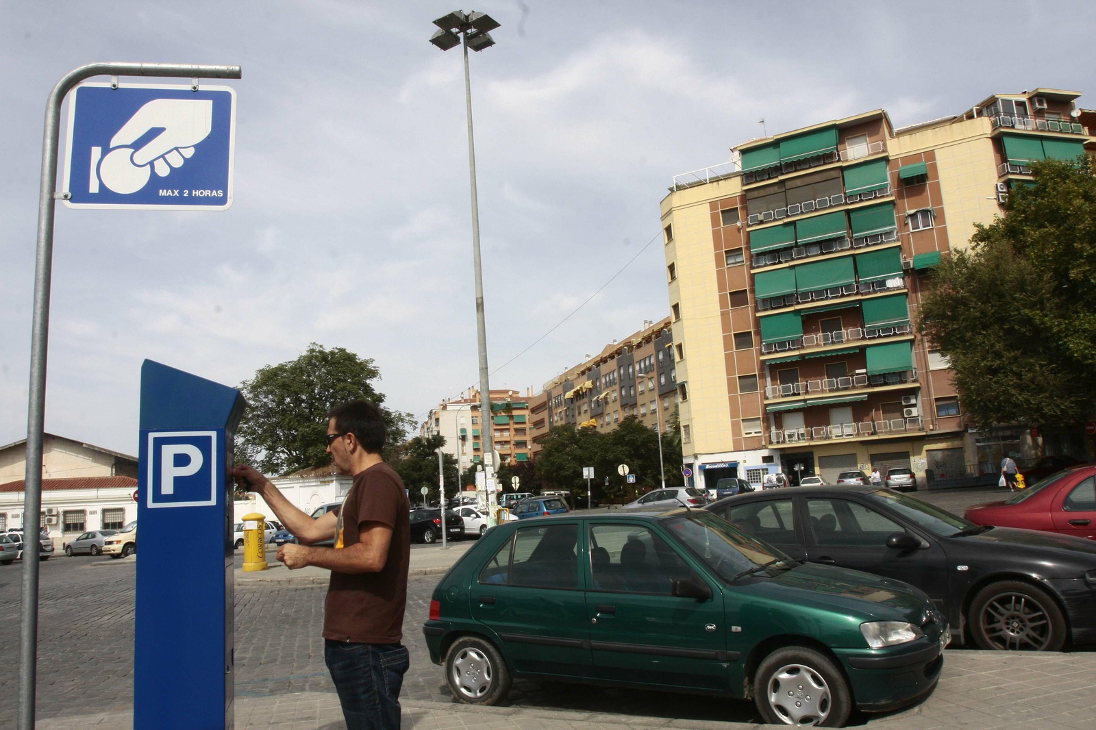 Una aplicación permitirá pagar la zona azul a través del teléfono móvil