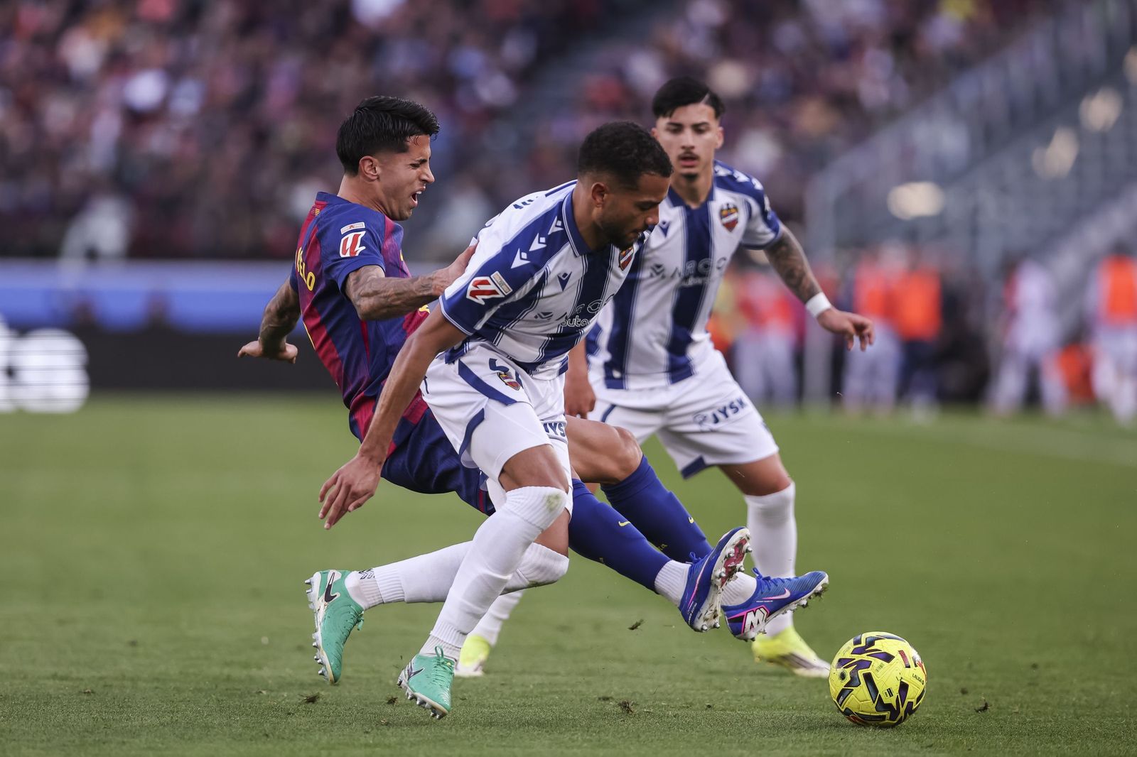 Las fotos del Barcelona-Levante