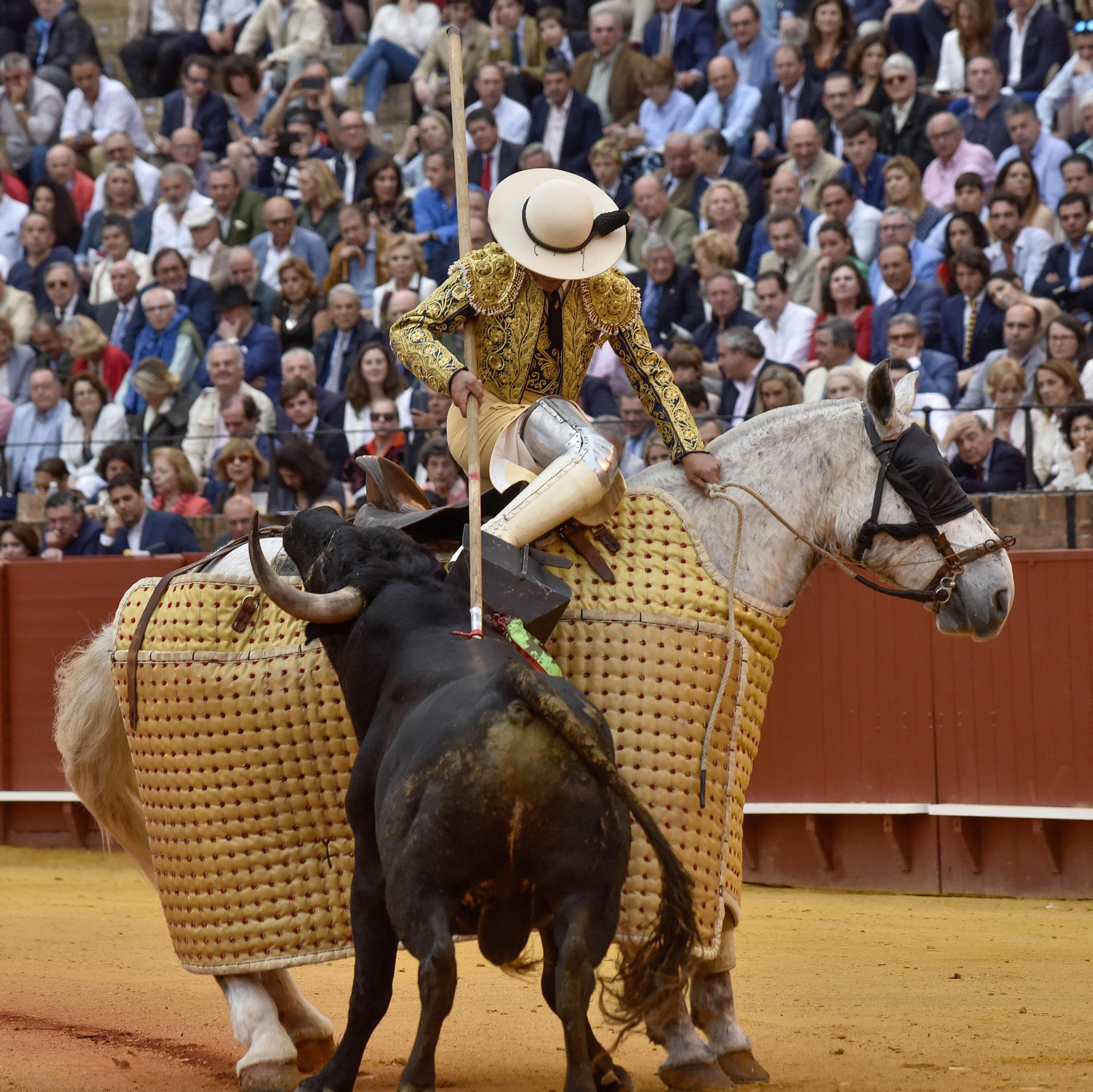 Las imágenes de la 14ª de abono de la Maestranza