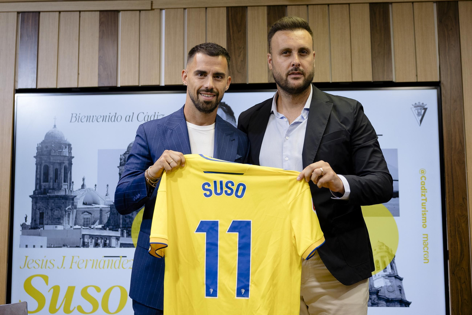 Imágenes de la presentación de Suso como jugador del Cádiz C.F.