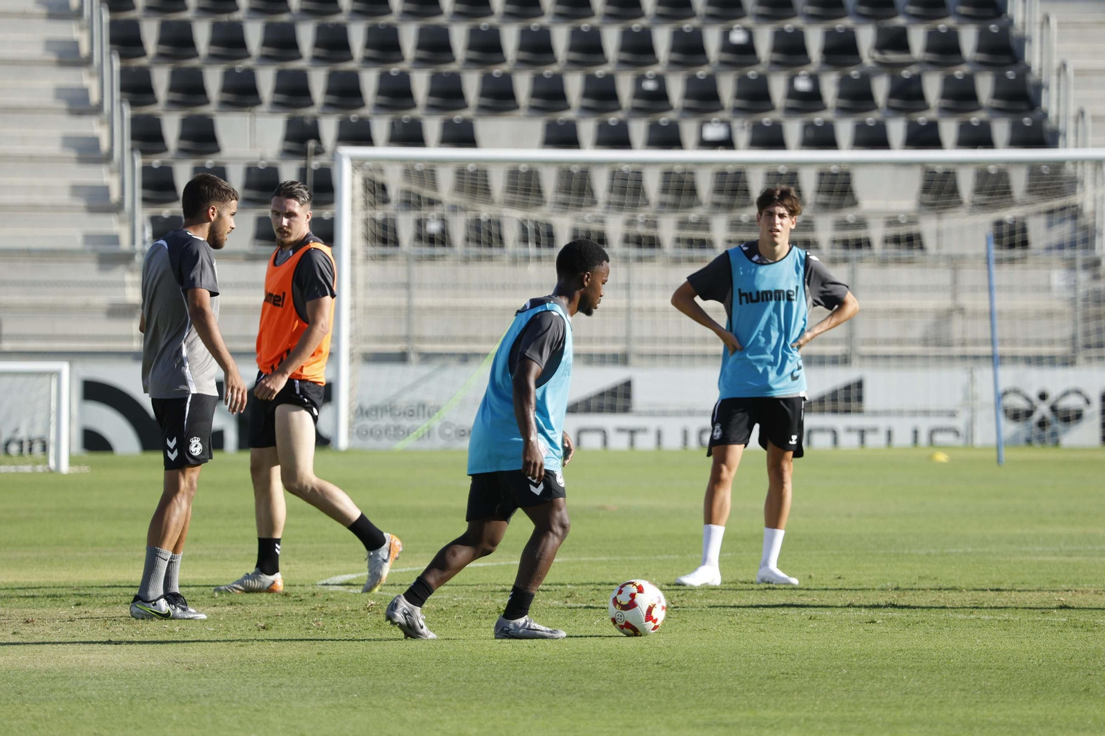 Las fotografías del primer entrenamiento de la Balona 2025-2026