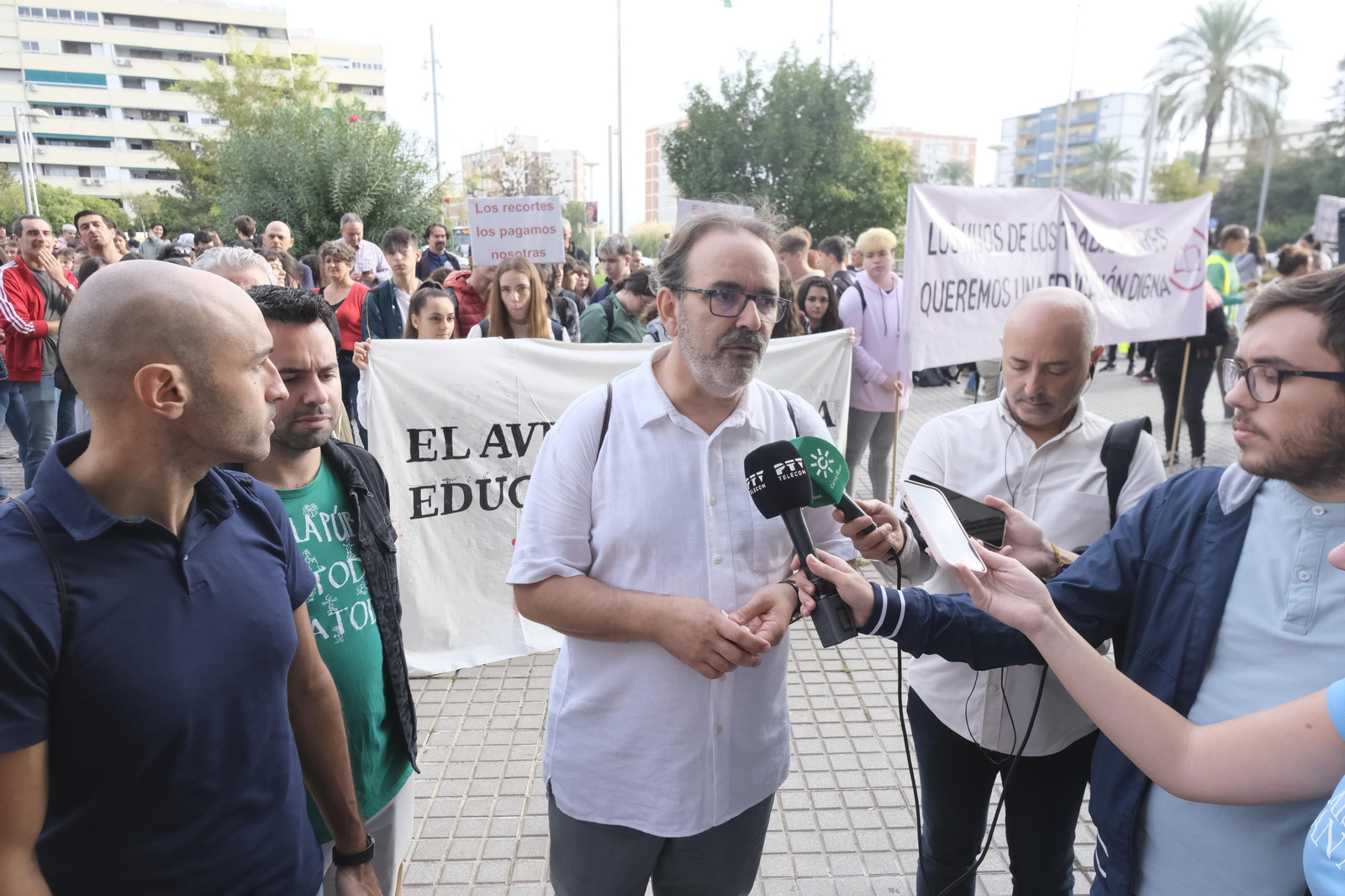 La nueva protesta del instituto Averroes de Córdoba, en imágenes