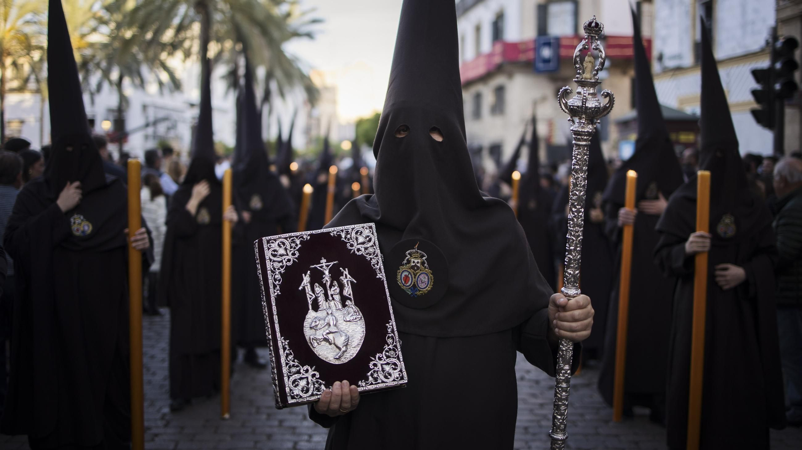 Imágenes de la Hermandad de La Lanzada en el Jueves Santo de Jerez 2025