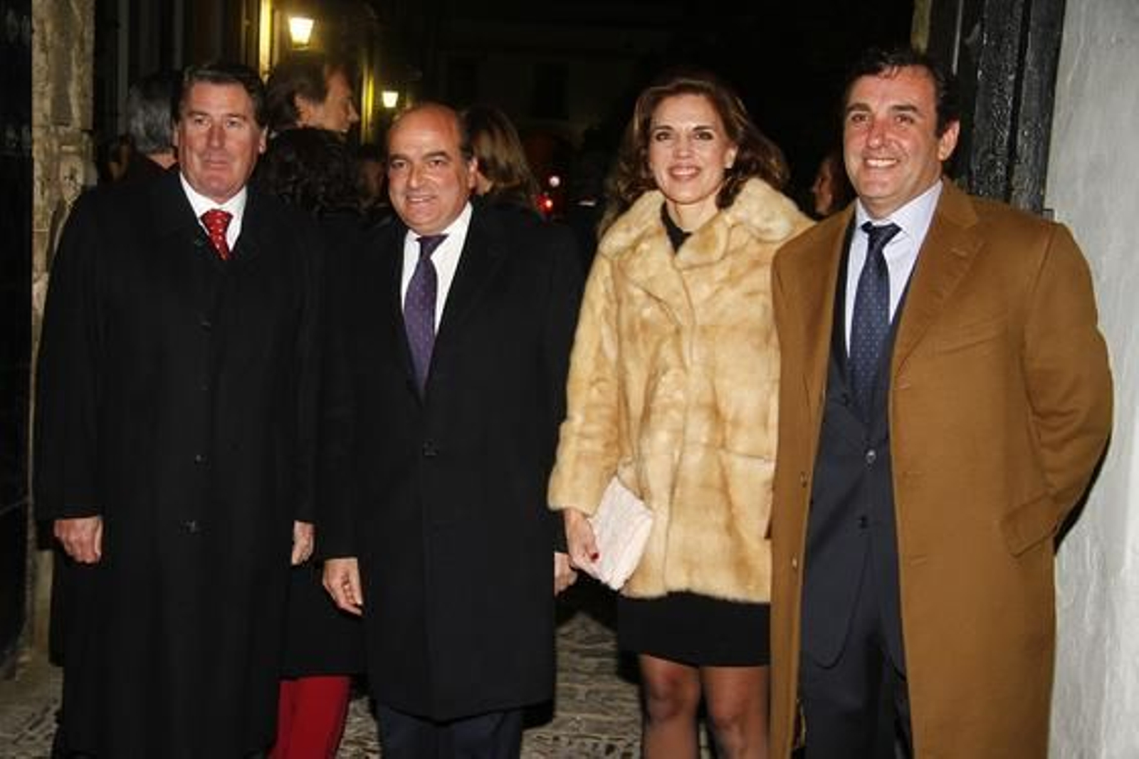 El empresario Miguel Gallego; Luis Miguel Martín Rubio, director de negocios de Ernst&Young; Victoria Herrera e Ignacio García Cosgaya, del Grupo Joly. 

Foto: Antonio Pizarro / Juan Carlos Vázquez / Victoria Hidalgo / Manuel Gómez