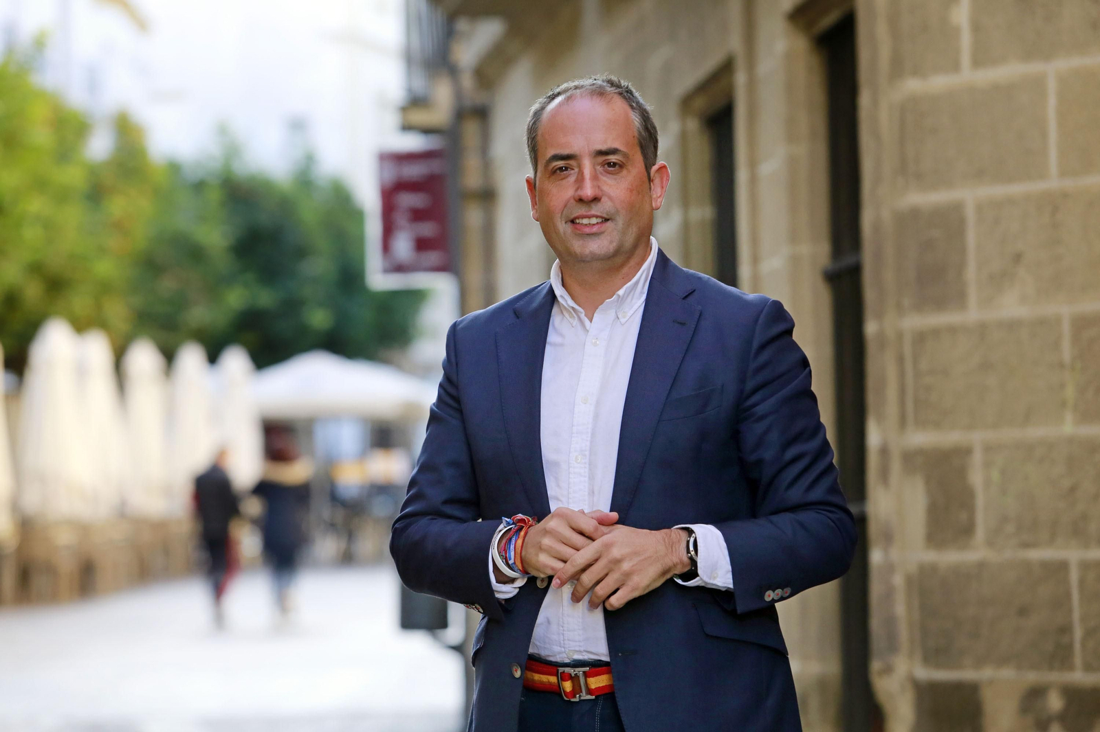 Antonio Saldaña, en la plaza de la Yerba.