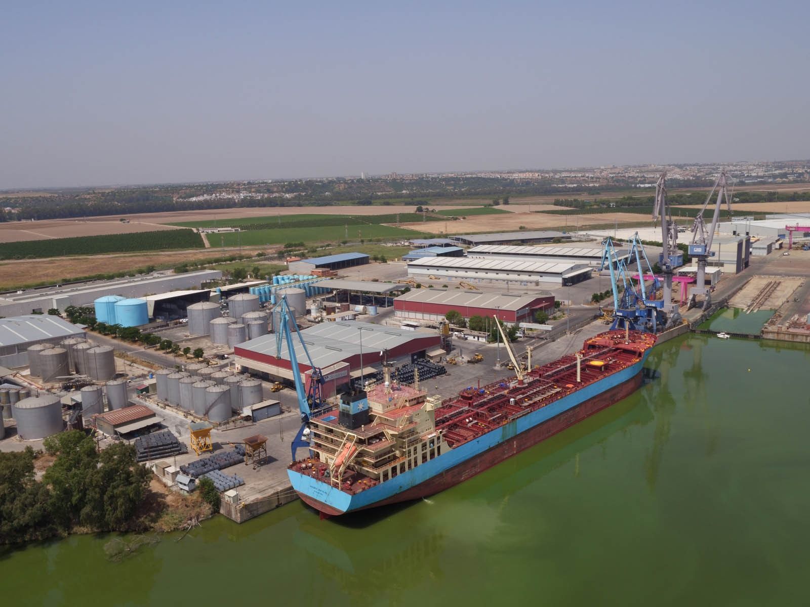 Vista aérea de la Zona Franca de Sevilla.
