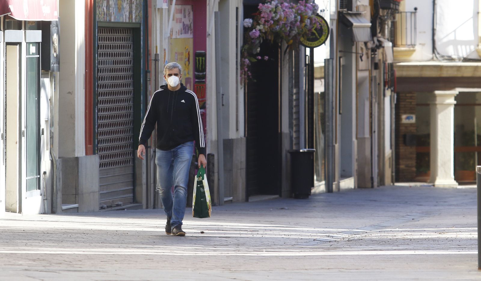 Estas son las fotografías de un Viernes de Dolores en plena cuarentena
