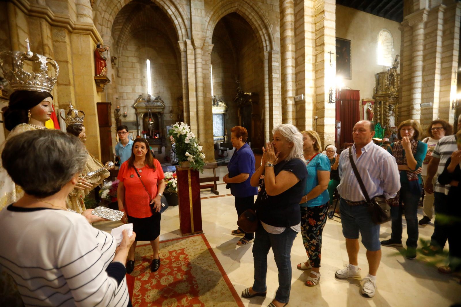 La tradición de visitar a la Virgen de los Remedios de Córdoba en martes 13, en imágenes