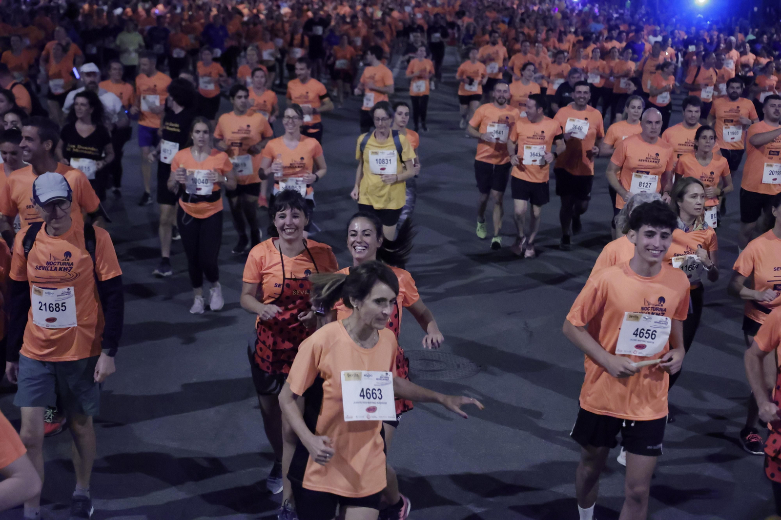 Búscate en la Carrera Nocturna de Sevilla (5)