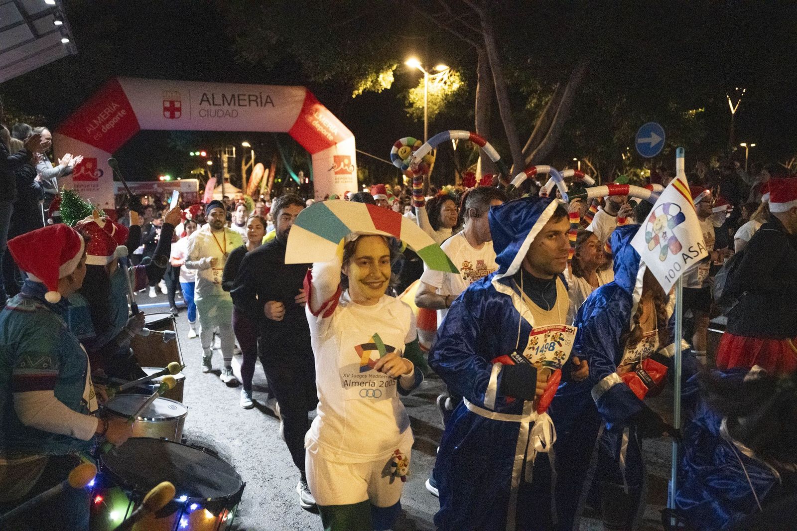 Almería corre y celebra su memoria olímpica en una San Silvestre de récord