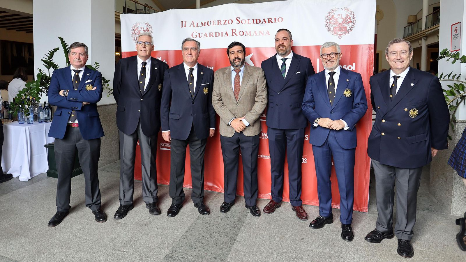 II Almuerzo Solidario de la Guardia Romana de la Hermandad del Transporte en Jerez