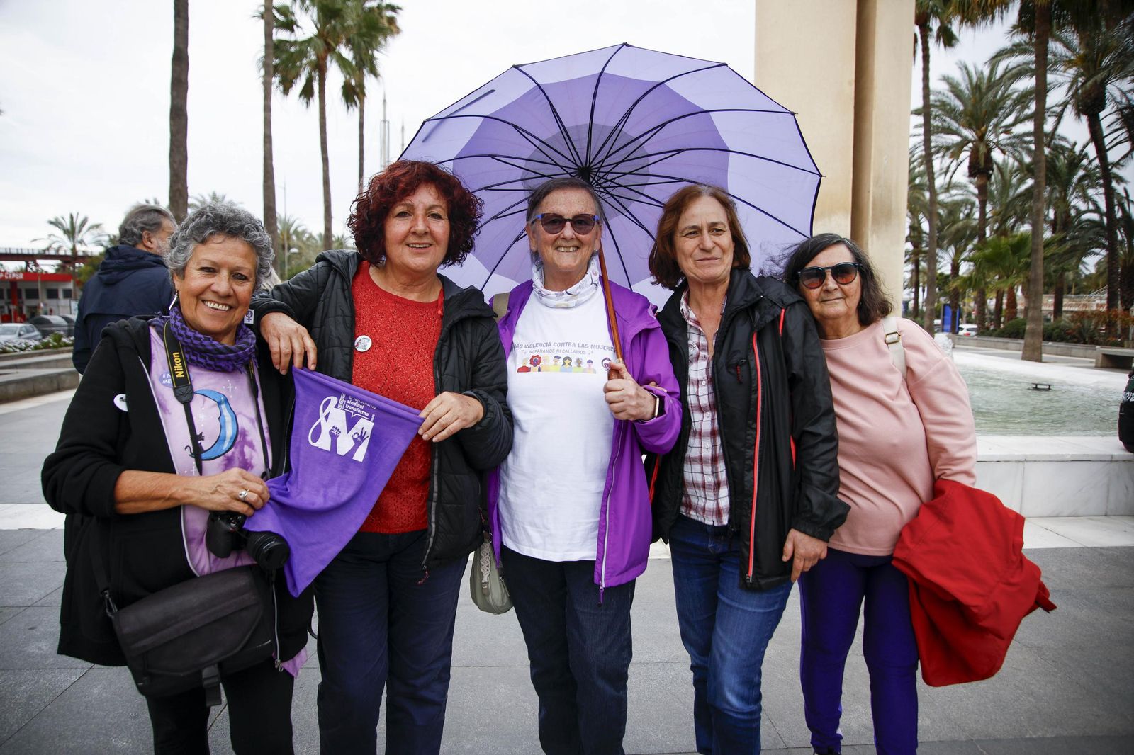Las imágenes de la manifestación realizada por la Plataforma de Acción Feminista en Almería