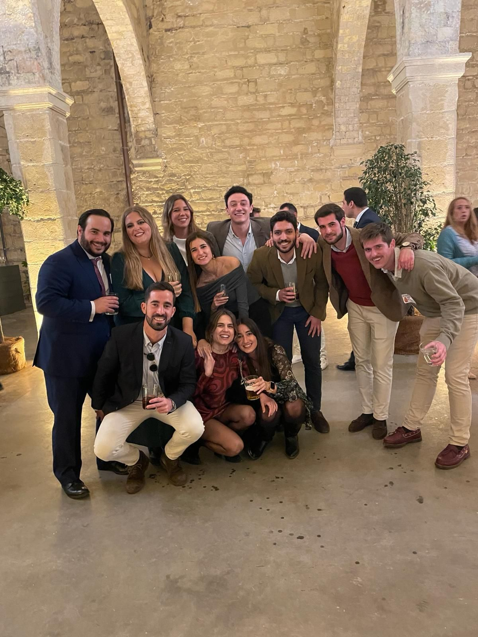 Así fue el gran encuentro por el 75 aniversario del colegio Jesús-María 'El Cuco' en Jerez Así fue el gran encuentro por el 75 aniversario del colegio Jesús-María 'El Cuco' en Jerez