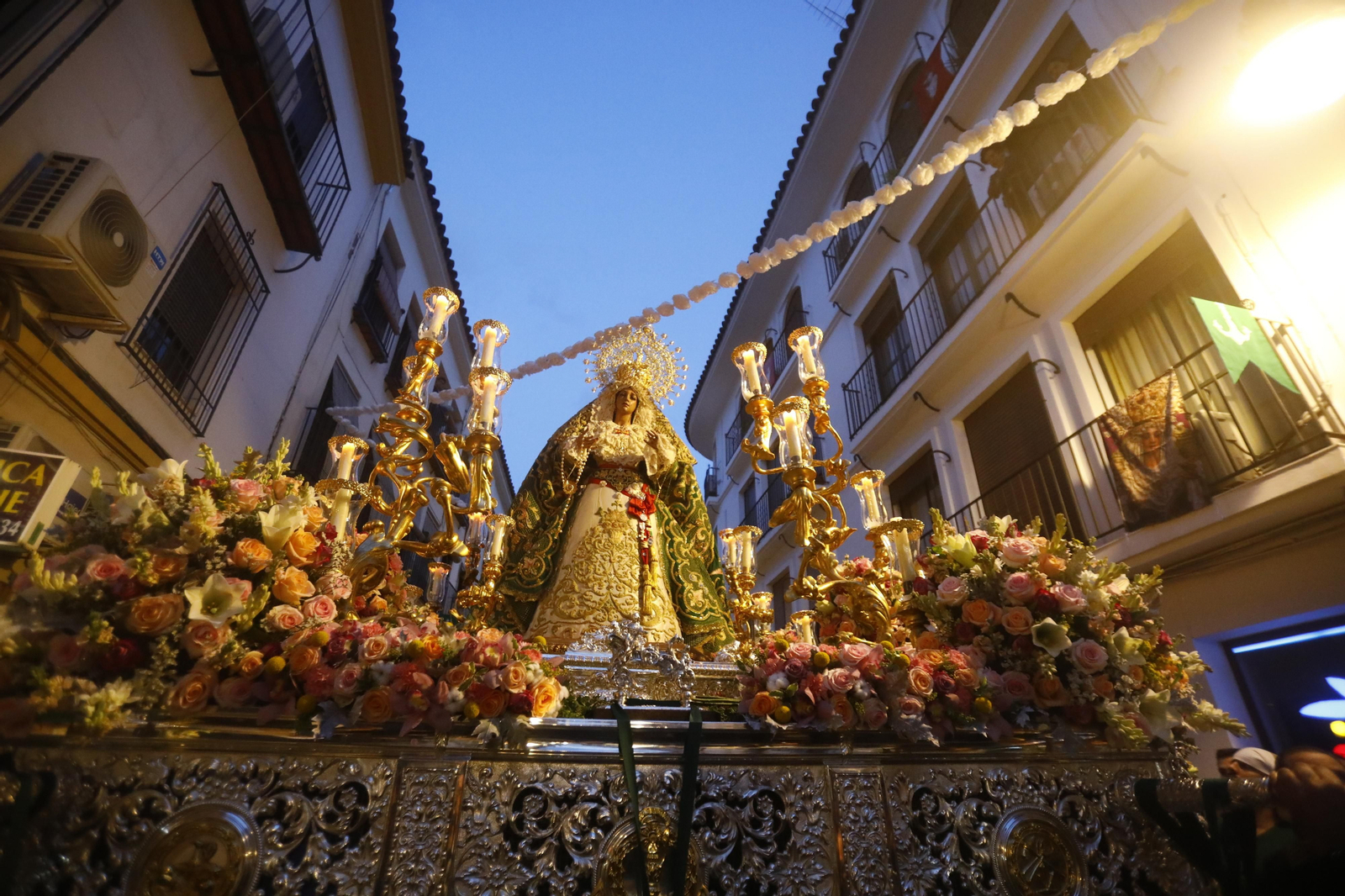 El traslado de la Virgen de la Esperanza de Córdoba a Santa Marina, en imágenes