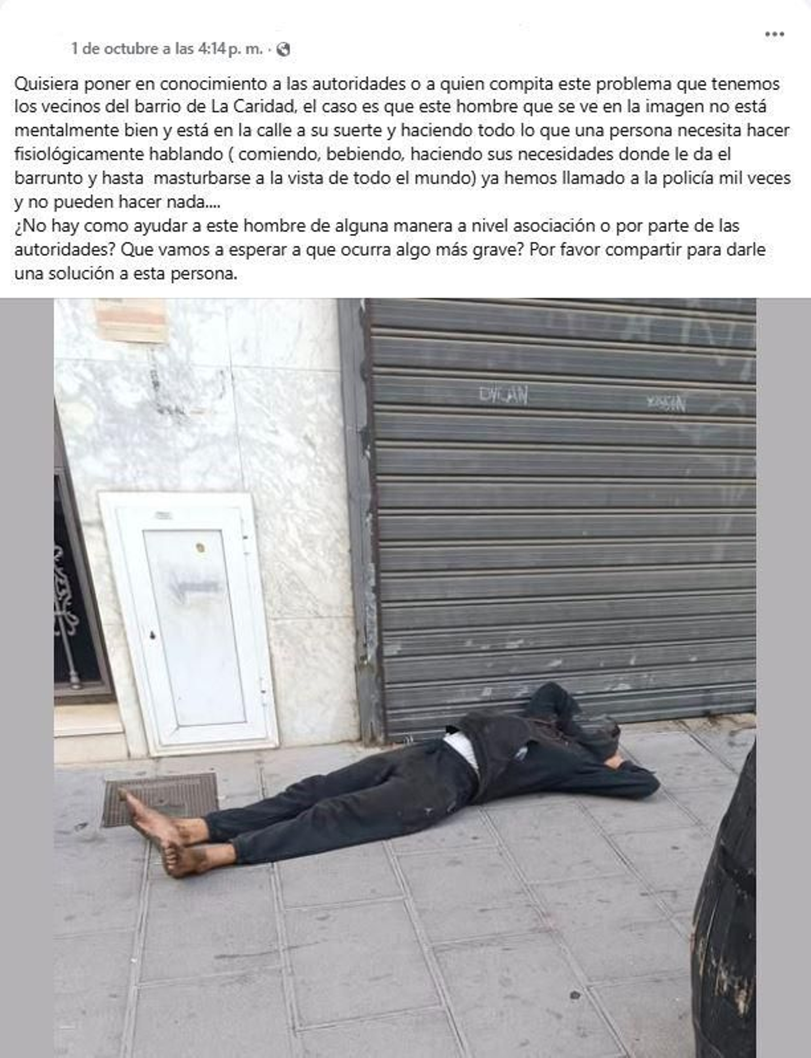 Mensaje publicado en redes sociales sobre un indigente descalzo que frecuenta el barrio de La Caridad, en Algeciras.