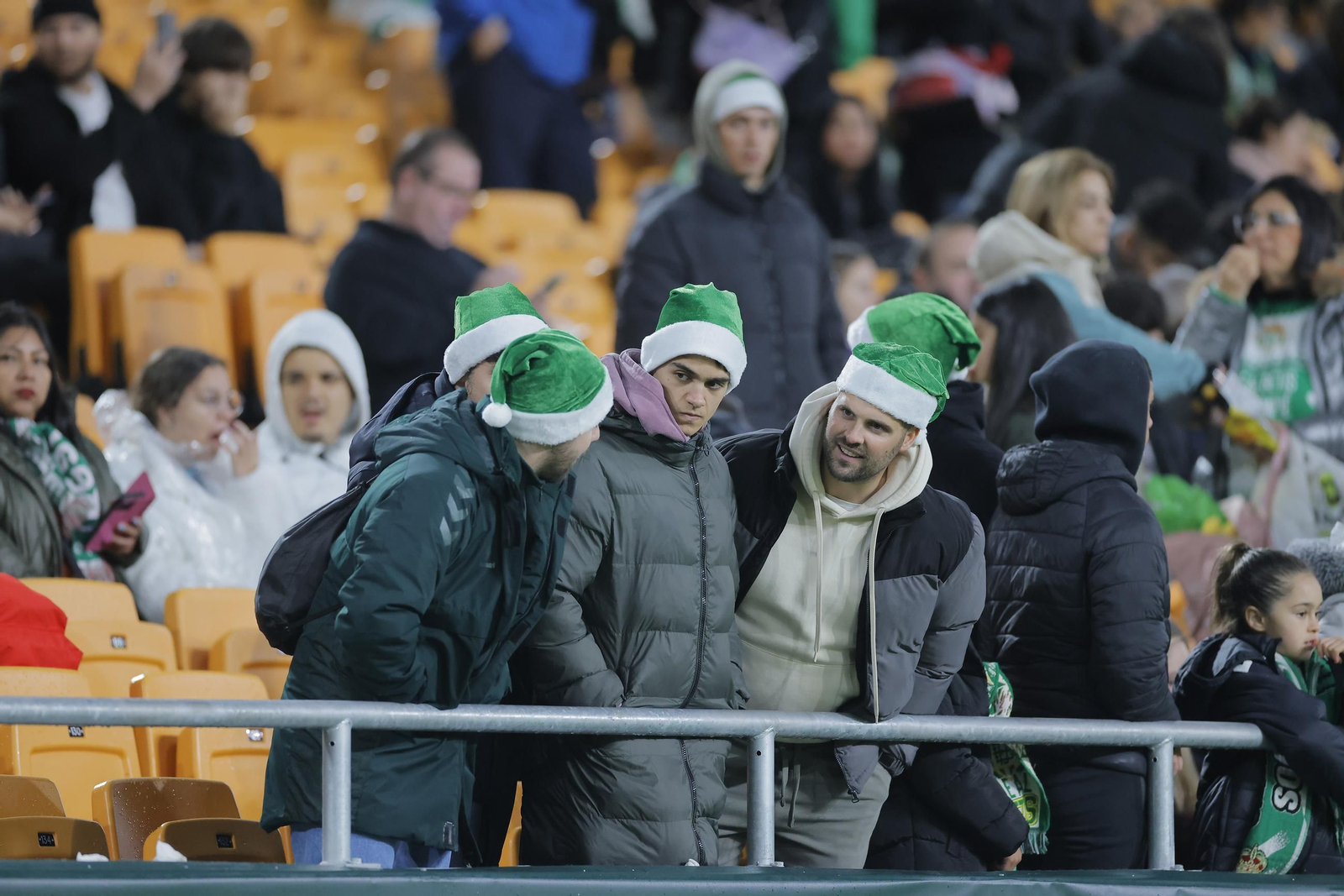 Búscate en las fotos del Betis - Getafe