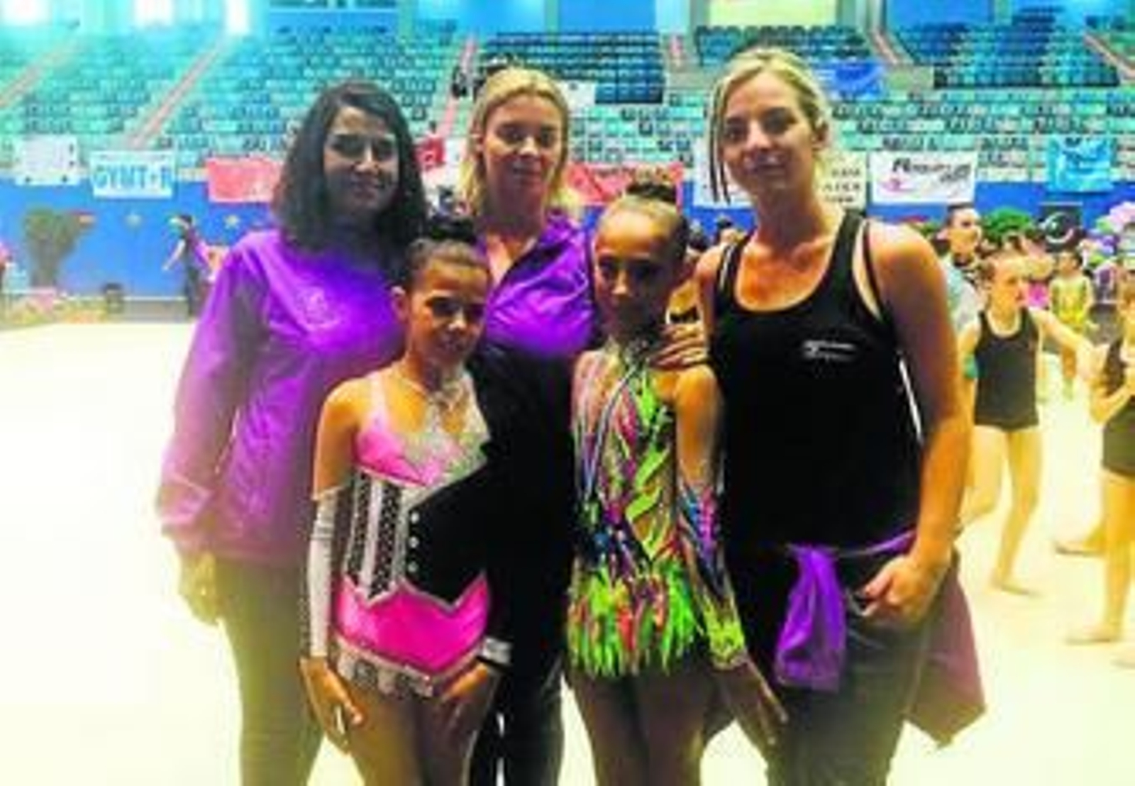 Algunas de las gimnastas del Rítmico Colombino