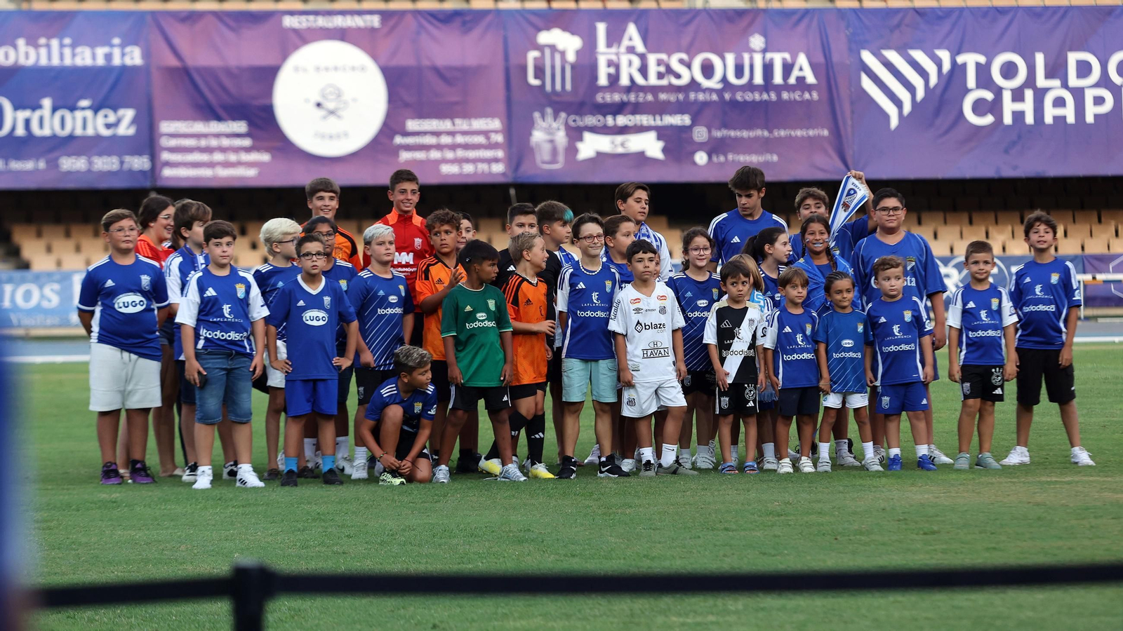 Búscate en el Trofeo Feria de la Vendimia entre el Xerez CD contra el Juventud Torremolinos en Chapín
