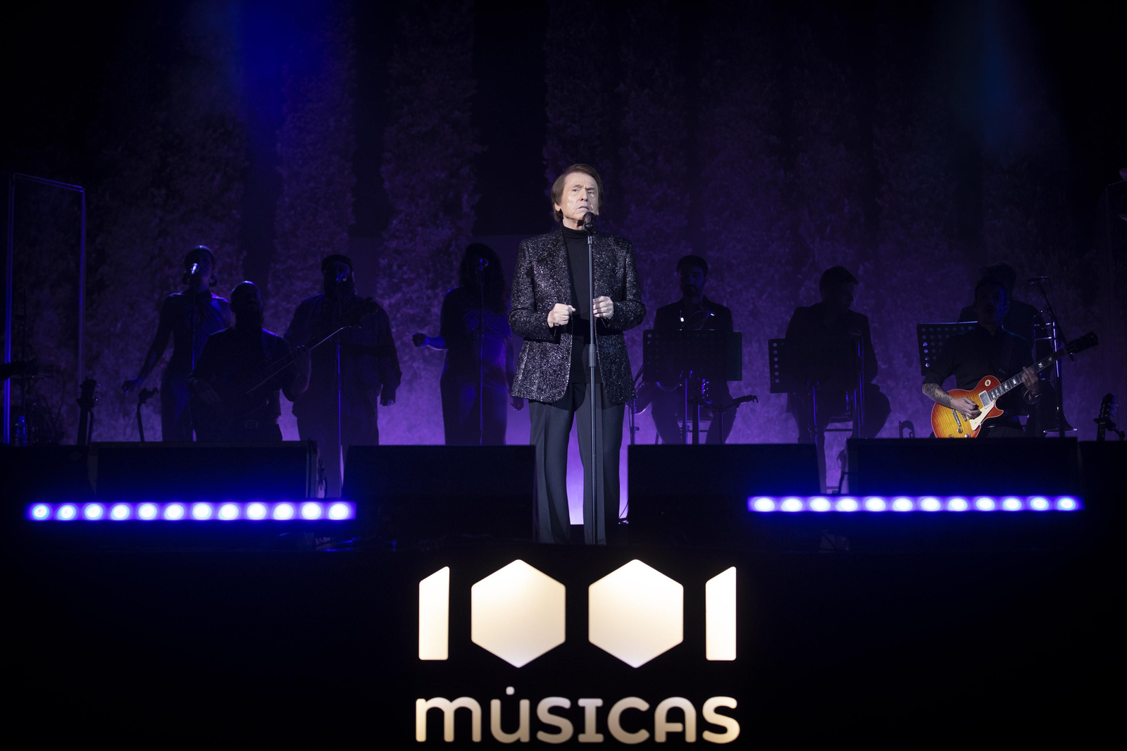 Raphael cierra el ciclo 1001 Músicas en el Generalife, en imágenes