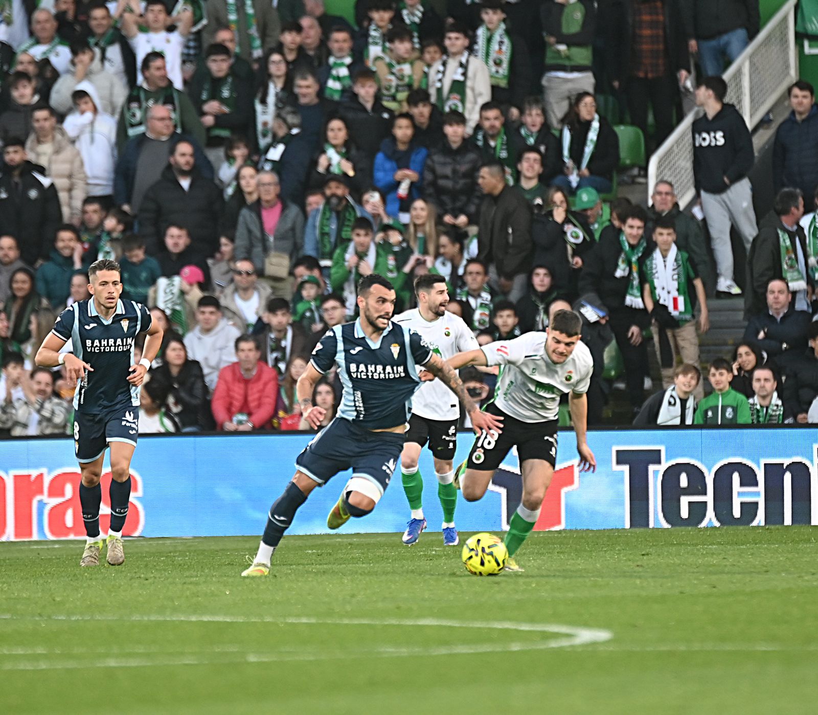 Las fotos de la derrota del Córdoba CF ante el Racing en Santander