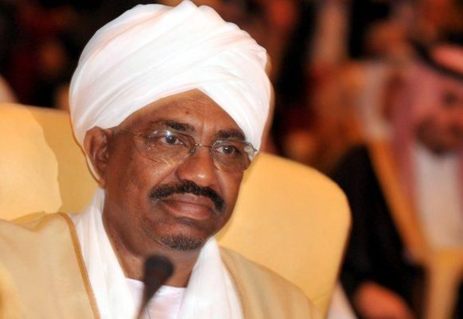 Al Bachir visita Etiopía pese a estar ordenada su detención internacional