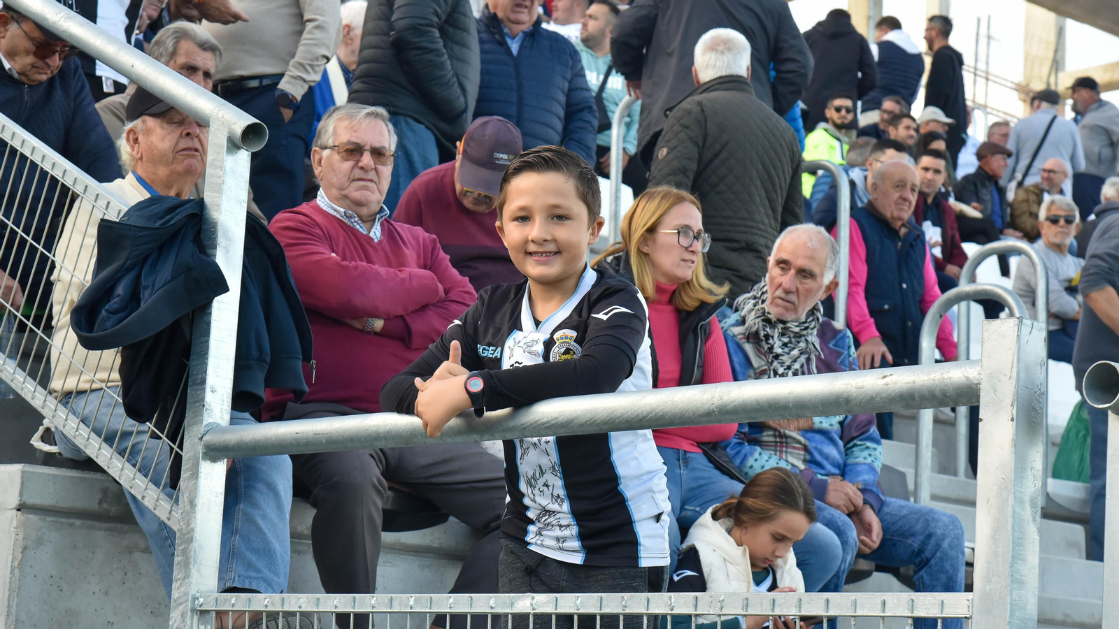 Búscate durante el Balona - UCAM Murcia en el Ciudad de La Línea