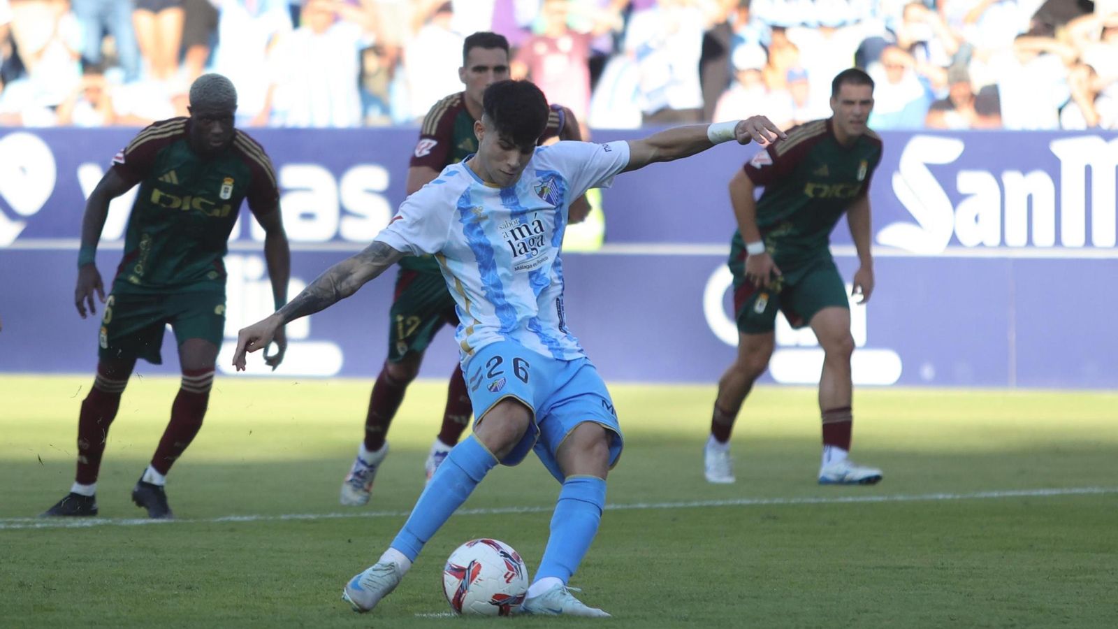 El Málaga CF-Real Oviedo, en fotos