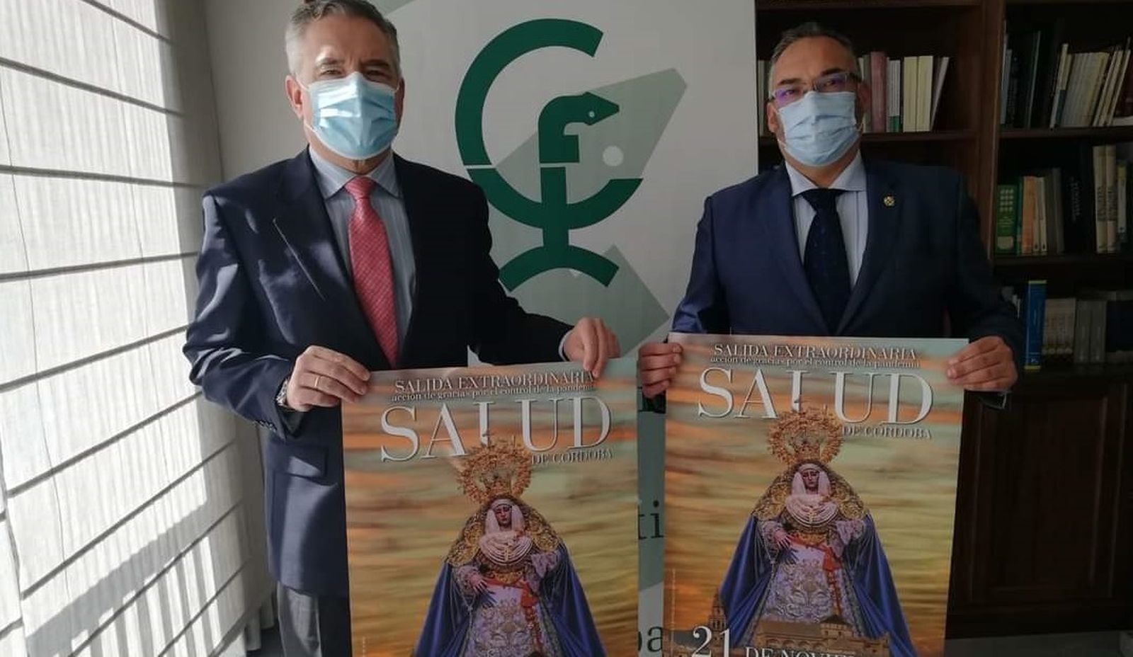 Las autoridades, en la presentación del cartel.