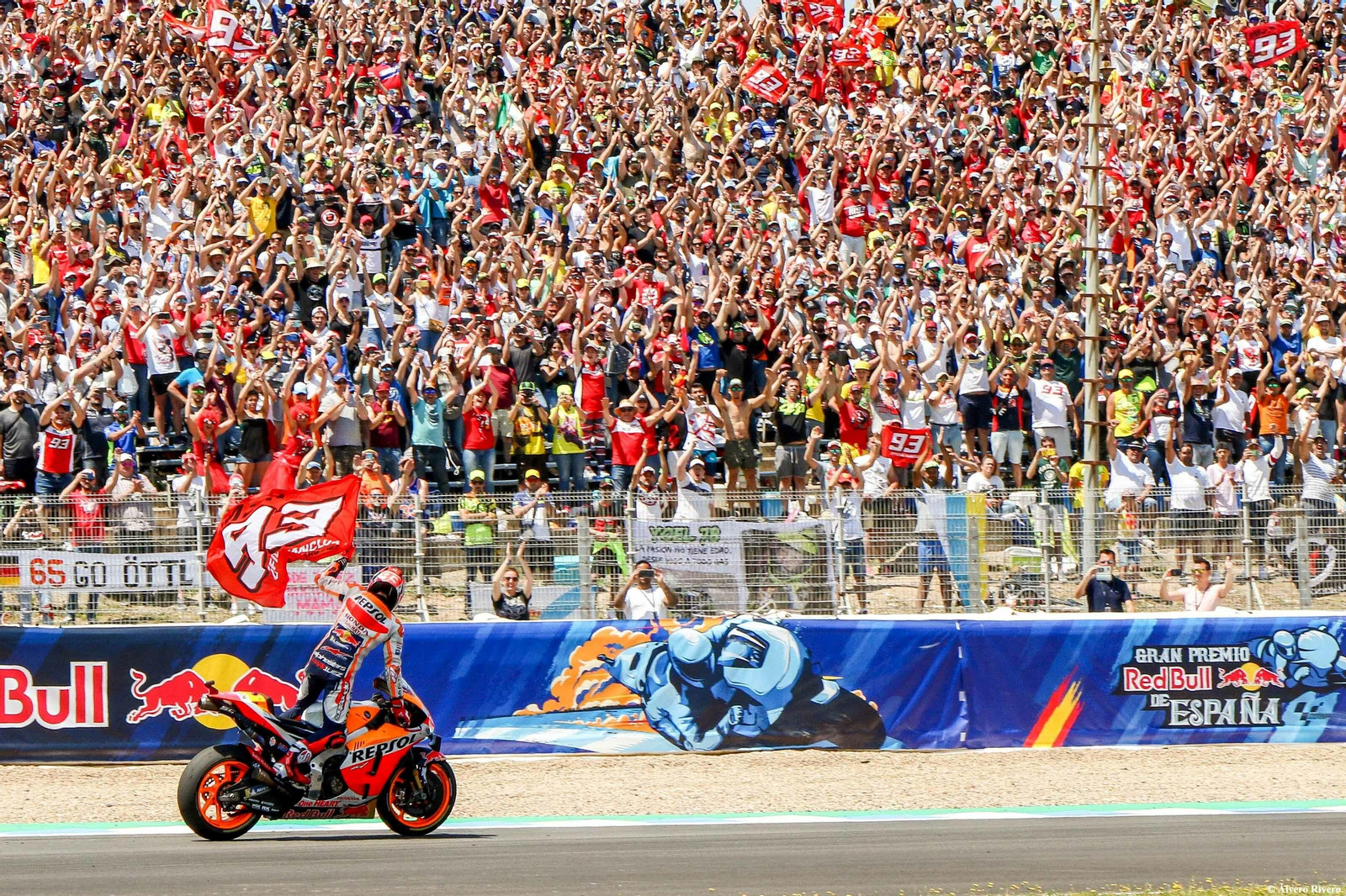 “A Jerez hay que ir”, ha declarado Marc Márquez tras conocer que el Circuito entrará en las rotaciones. “A Jerez hay que ir”, ha declarado Marc Márquez tras conocer que el Circuito entrará en las rotaciones.