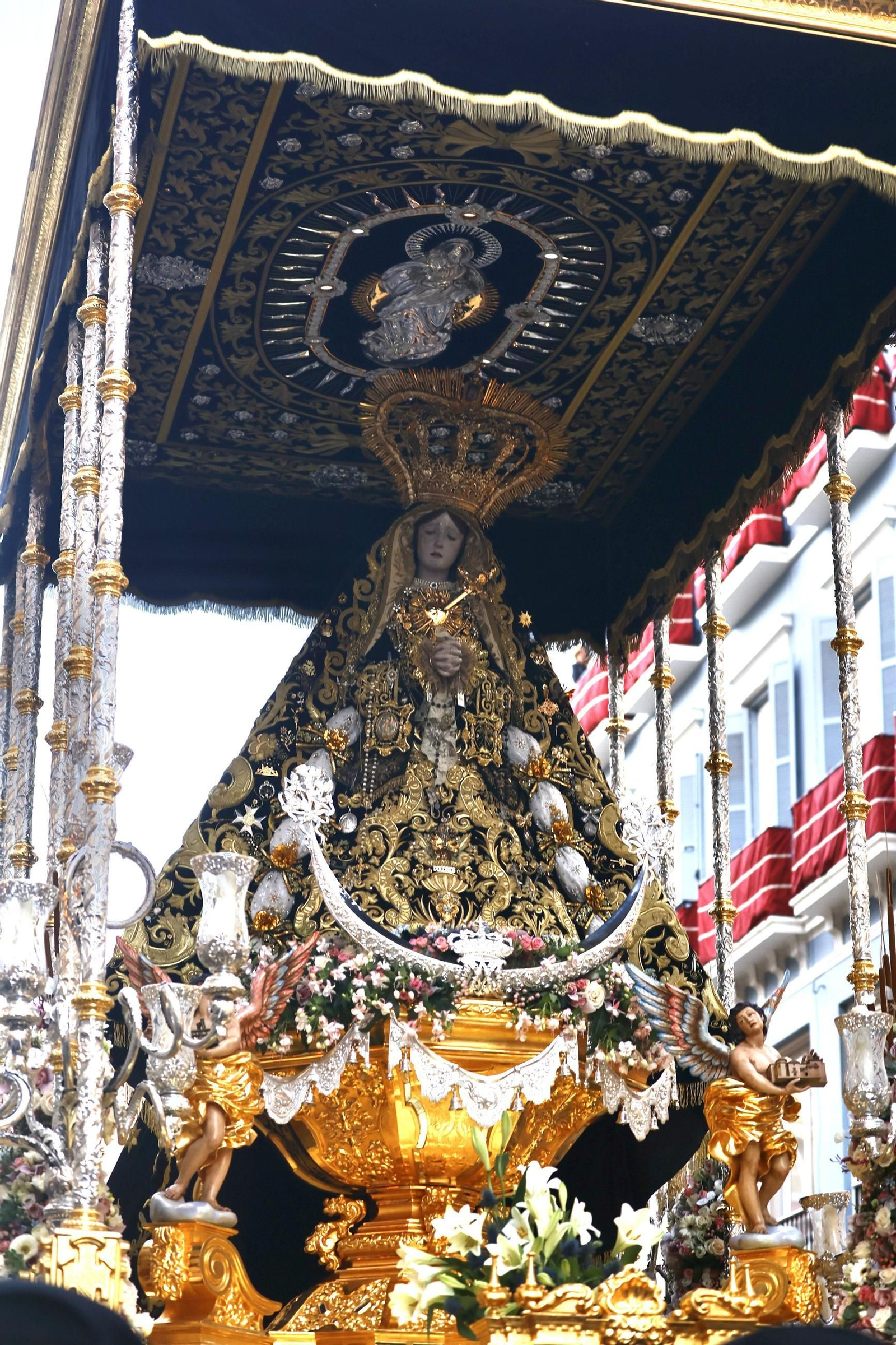 Las fotos de Dolores del Puente el Lunes Santo en Málaga