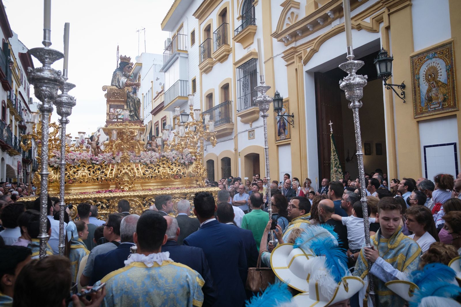 Las imágenes de la procesión de María Auxiliadora de Triana