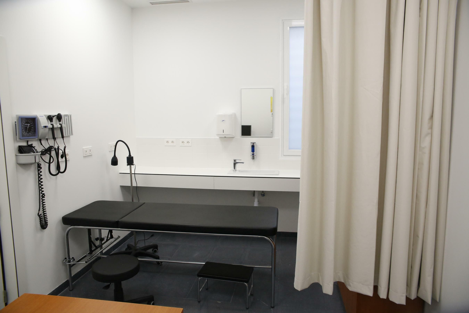 Así es el centro de salud de Bola de Oro de Granada