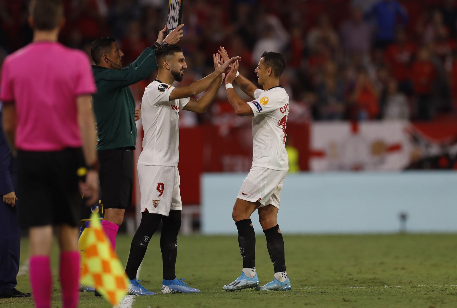 Las fotos del Sevilla-Apoel