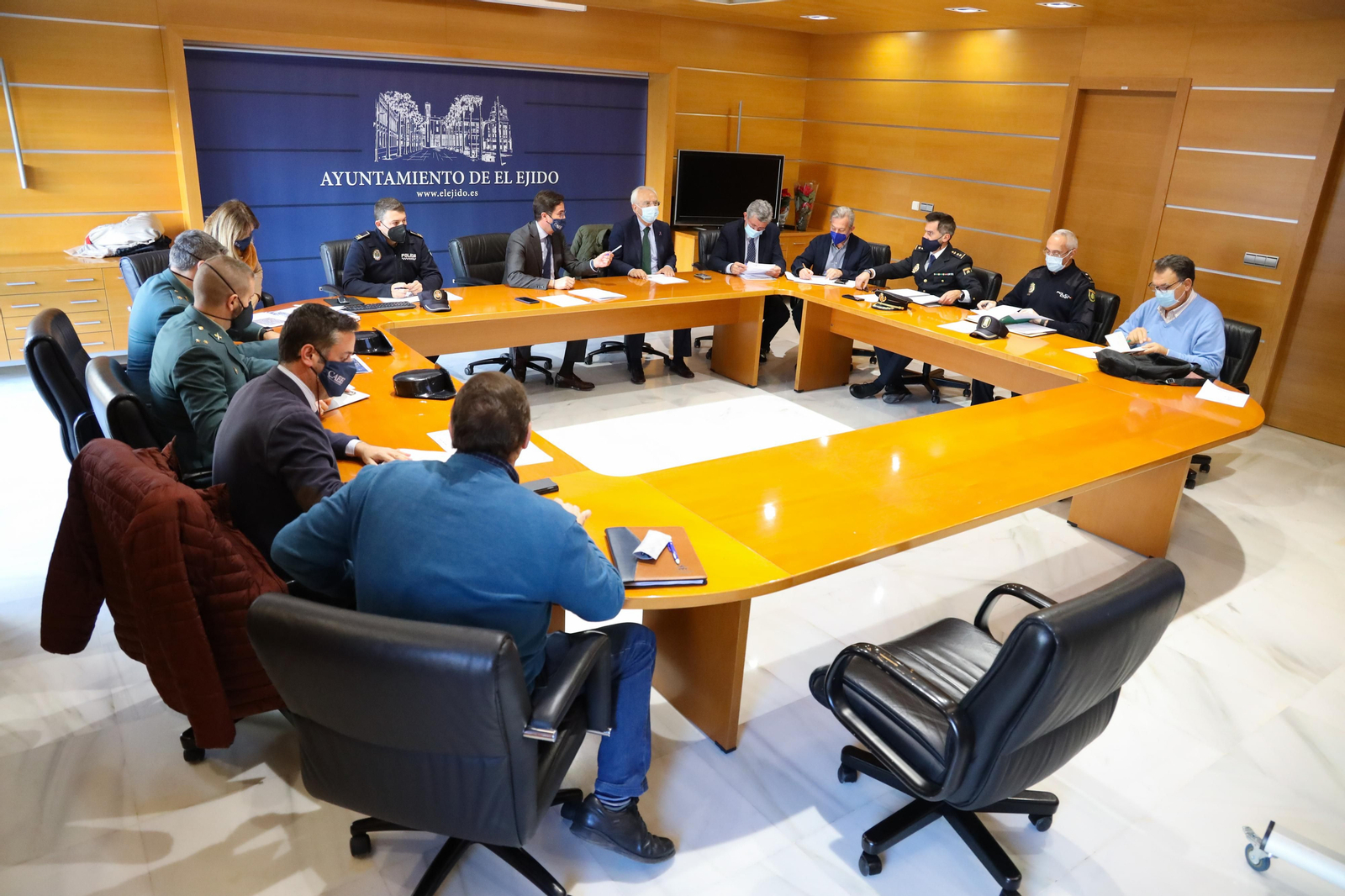 Manuel de la Fuente y Francisco Góngora presidieron la Junta Local de Seguridad.