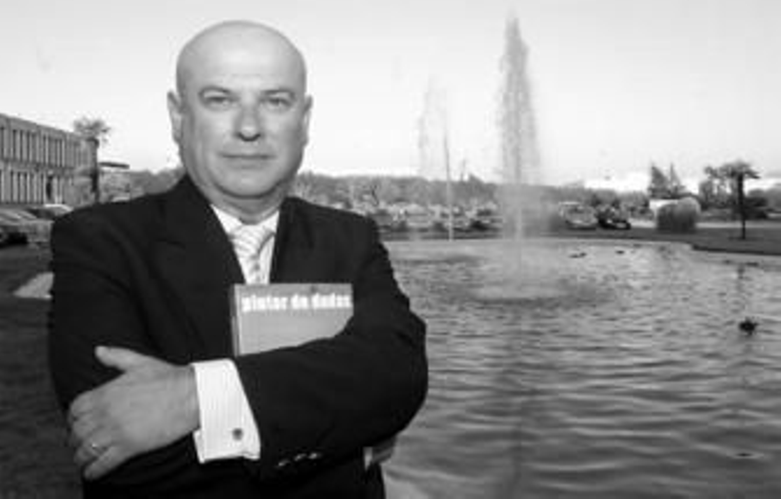 El crítico de arte Bernardo Palomo presenta su novela 'Pintor de dudas'