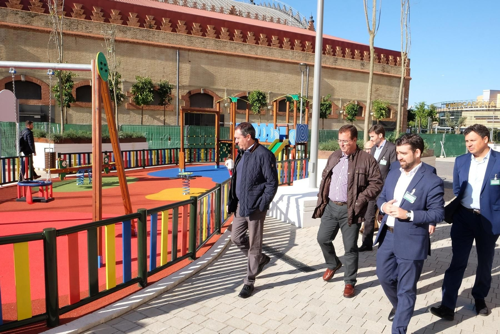 La reformada Plaza de Armas