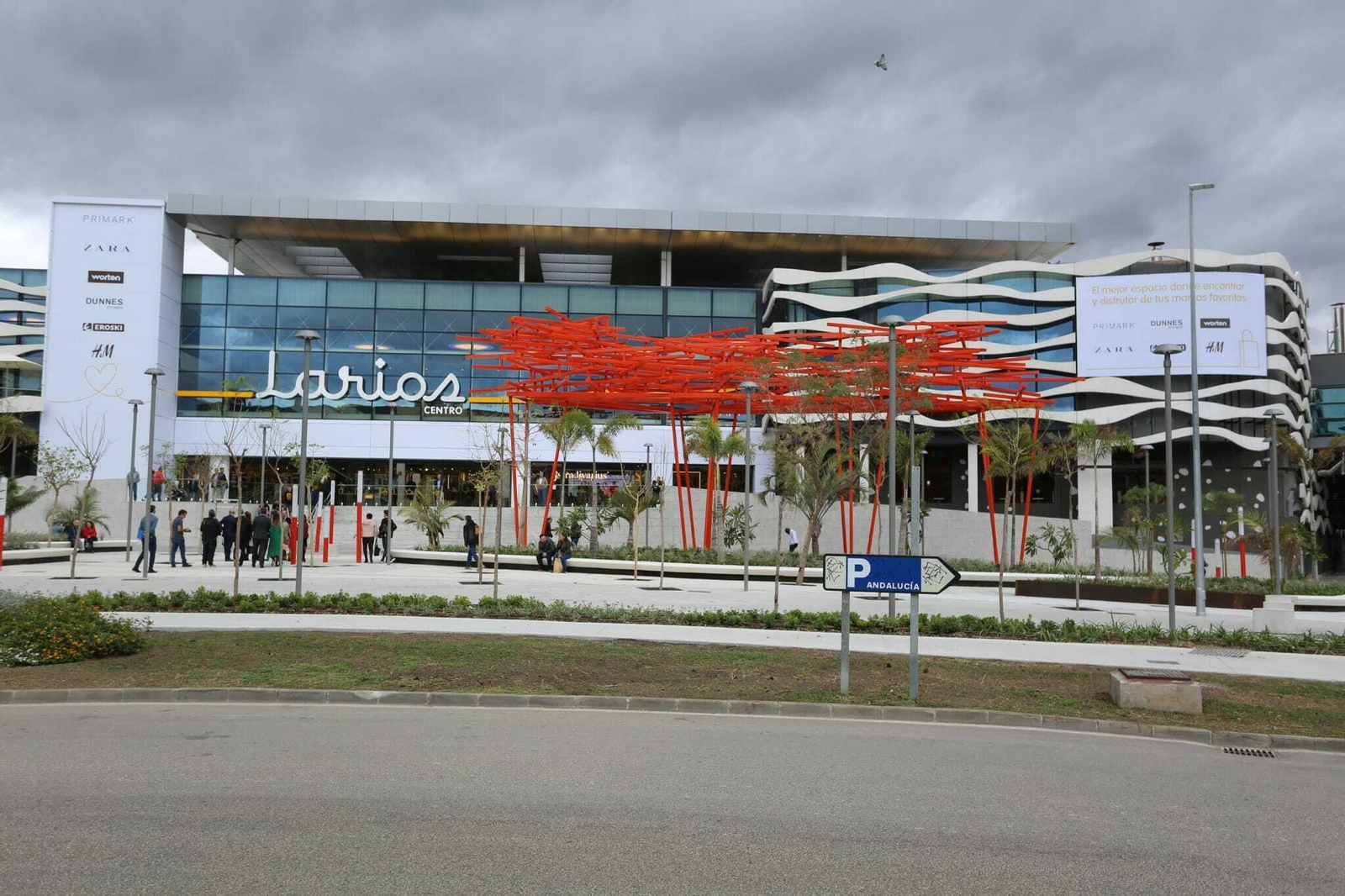 La nueva y renovada imagen de Larios Centro.