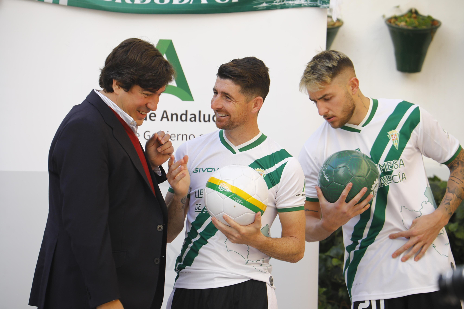 Así es la camiseta conmemorativa del Córdoba CF por el Día de Andalucía