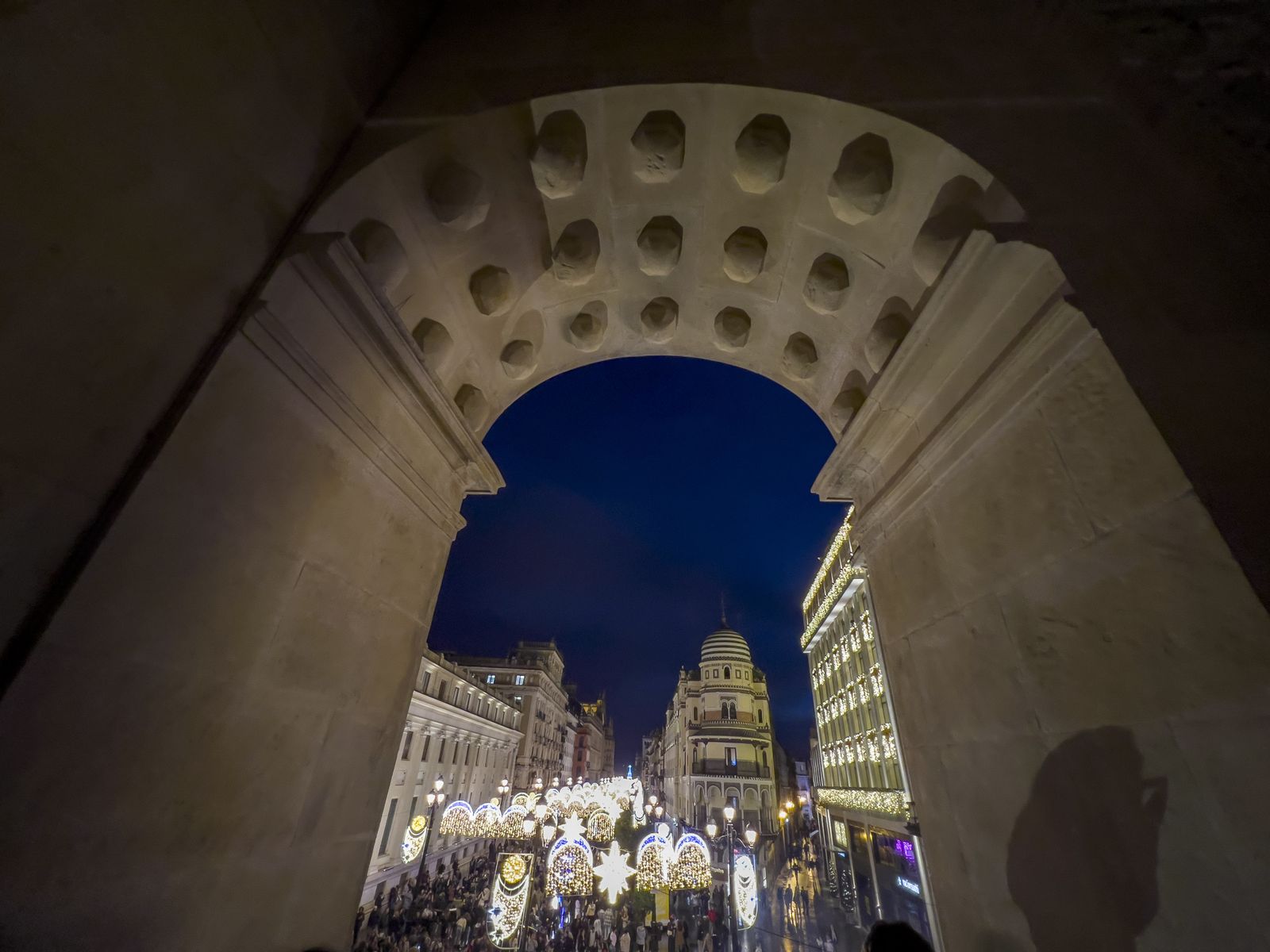 Las imágenes del alumbrado de Navidad en Sevilla