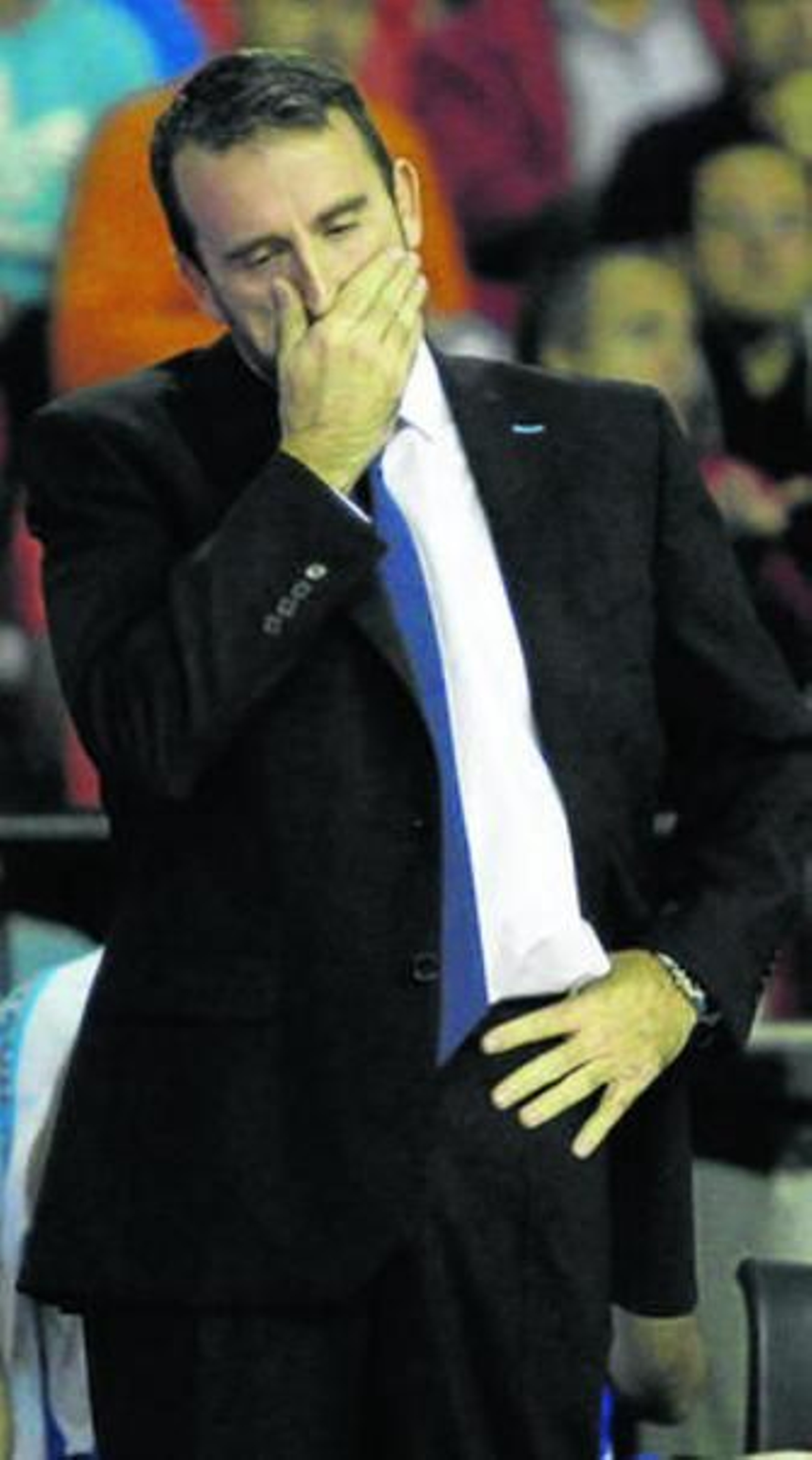 Plaza se desespera en uno de los partidos de esta campaña.