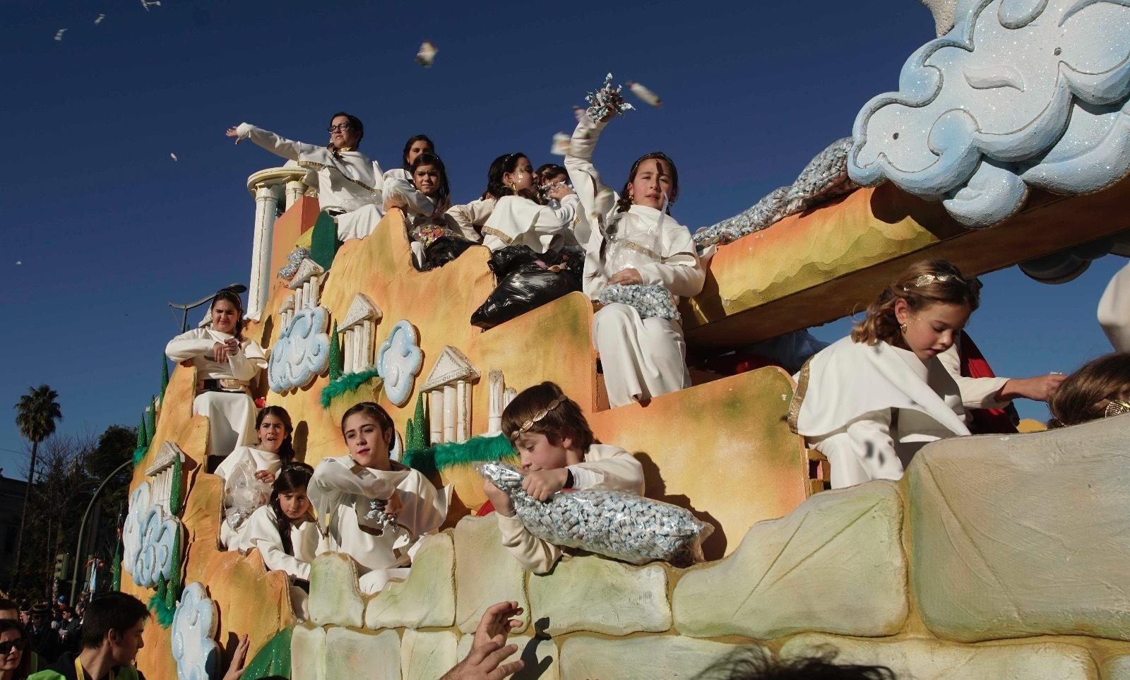 La Cabalgata de Reyes Magos de Sevilla, en imágenes