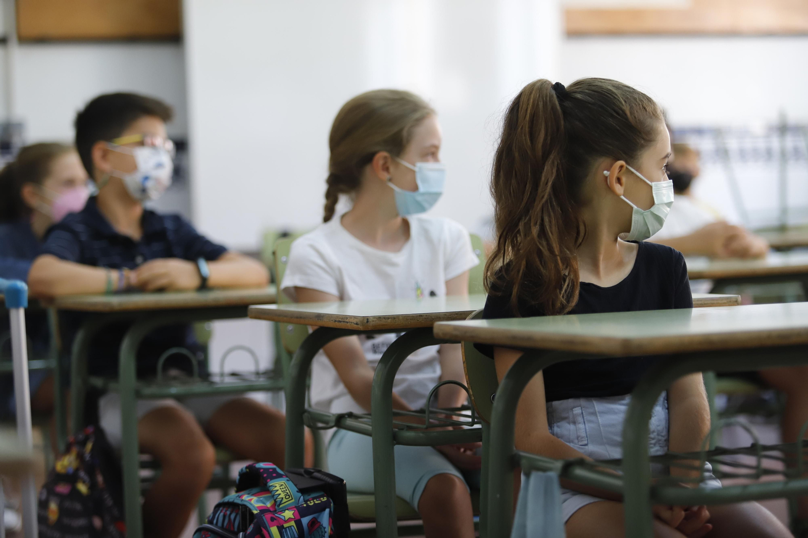 Imágenes de la vuelta al cole en las aulas de Huelva