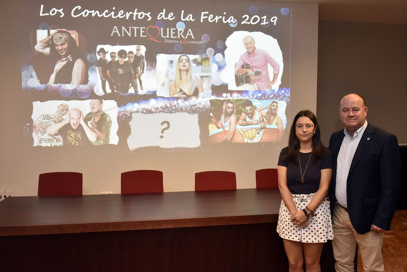 El alcalde de Antequera junto a la delegada de Fiestas