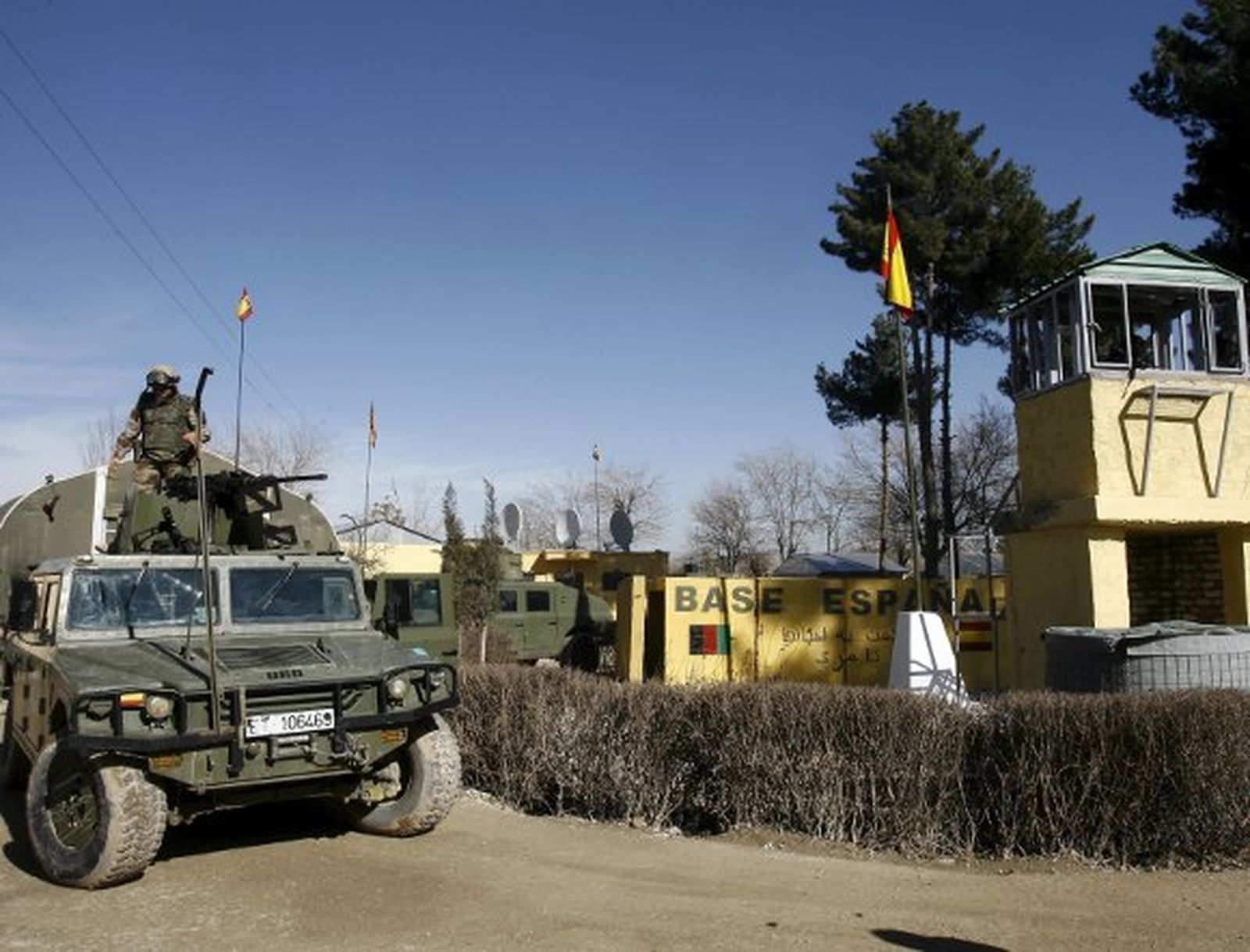 El asesino de los guardias civiles tenía "vínculos terroristas"