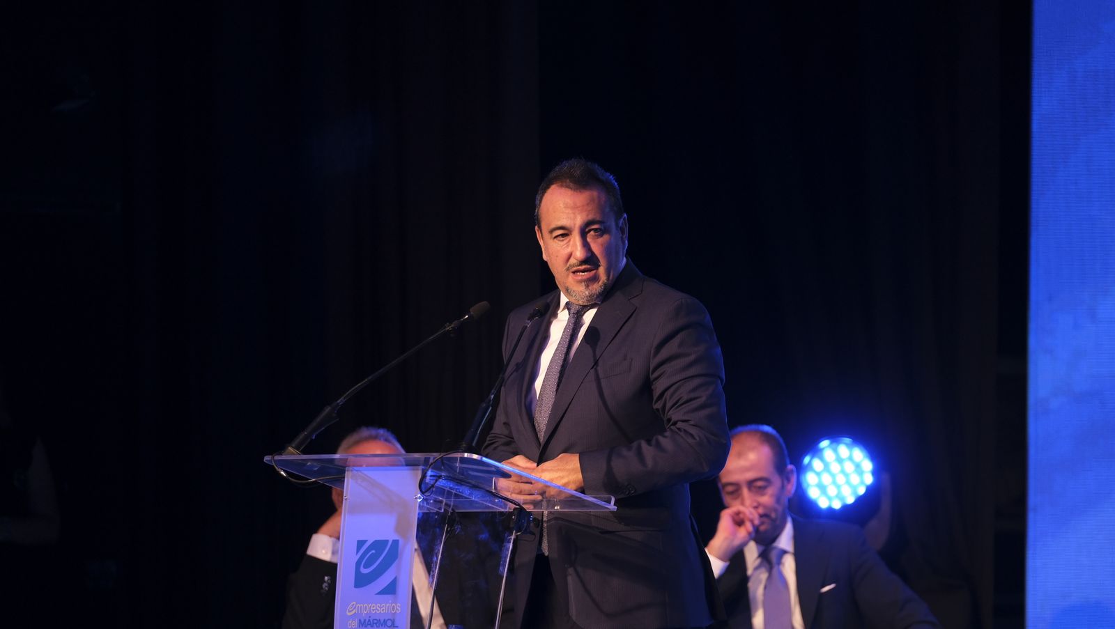 Imágenes del reconocimiento  como Presidente de Honor de la Asociación de Empresarios del Mármol, Francisco Martínez Cosentino