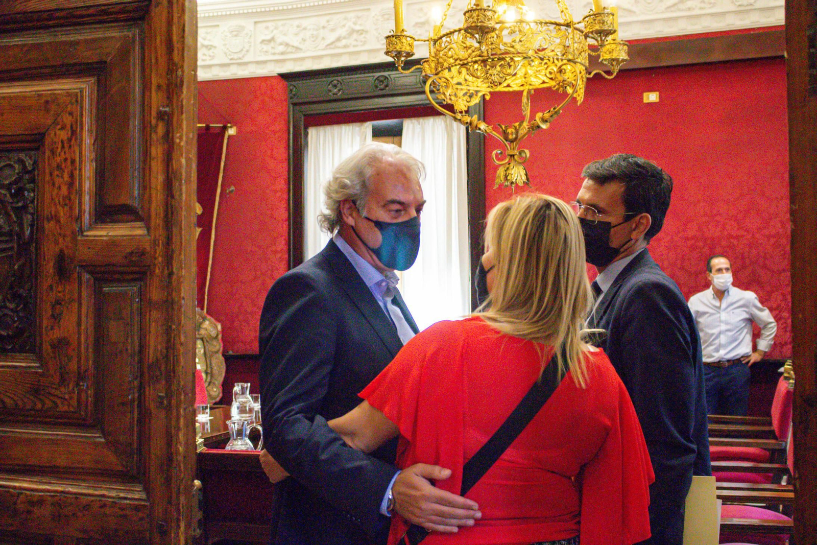 José Antonio Hueras, Nuria Gutiérrez y Francisco Cuenca en una JGL anterior