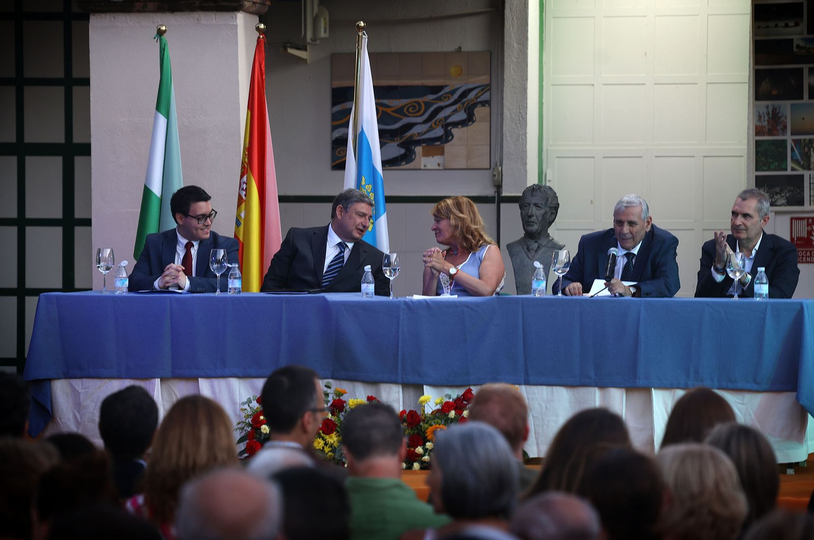 Imágenes del pregón de José Luis Pons en 'La Velada de Santa Ana' de El Matadero