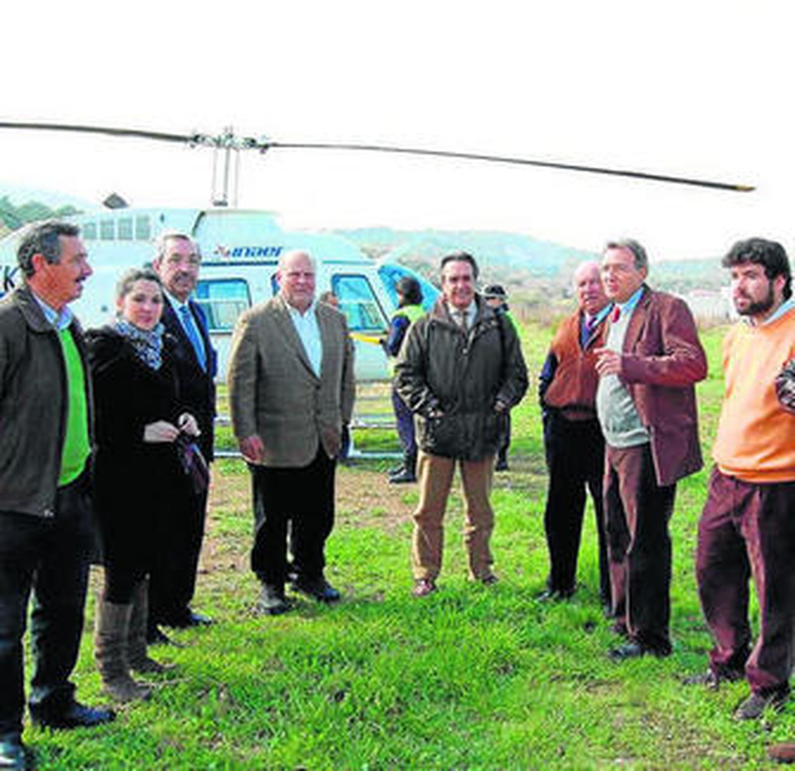 En el centro, Richar Fiffer, presidente de PTQ , el día que presentó el proyecto.