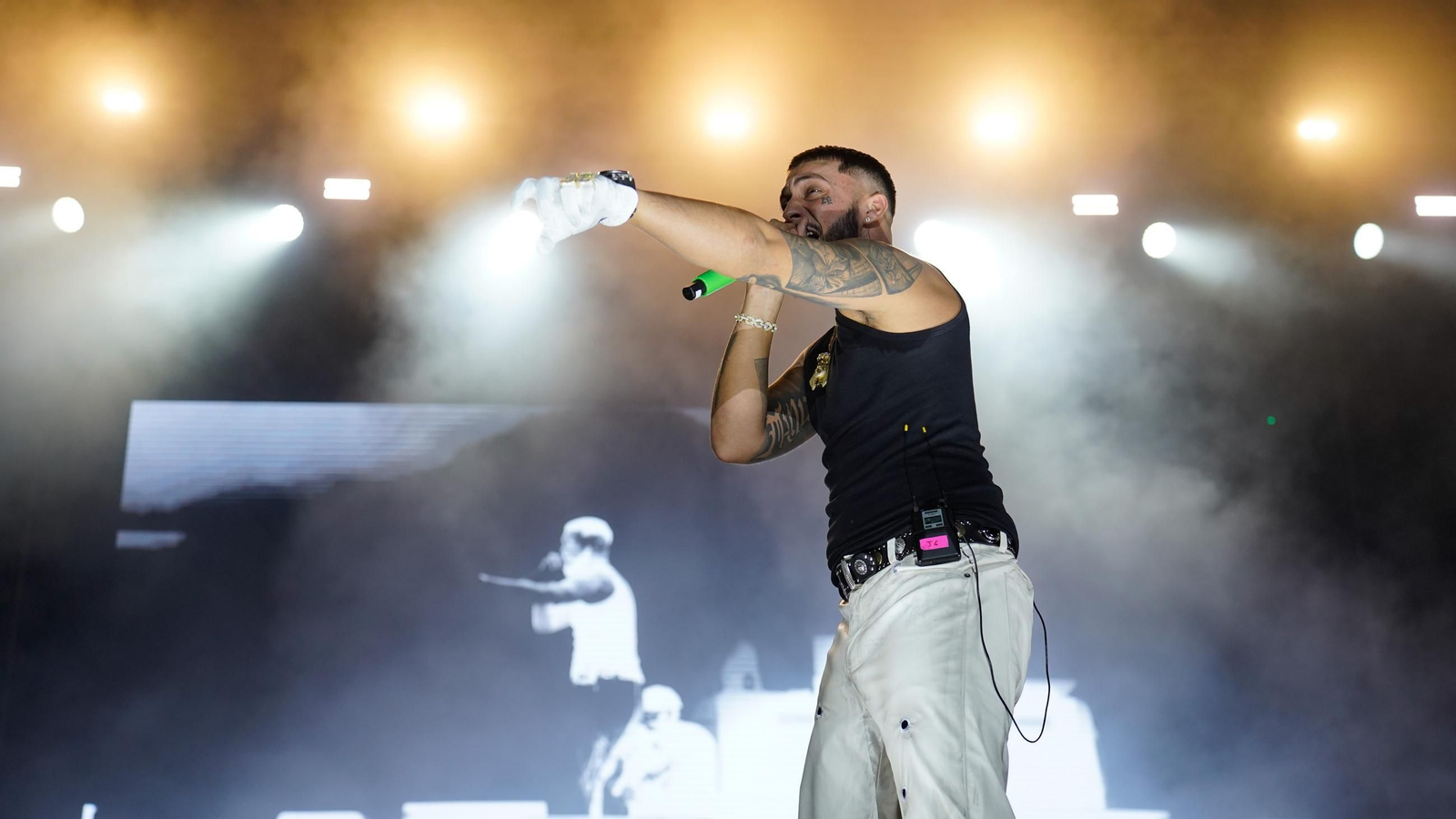 El concierto de JC Reyes en el Cabaret Festival de Algeciras, en imágenes