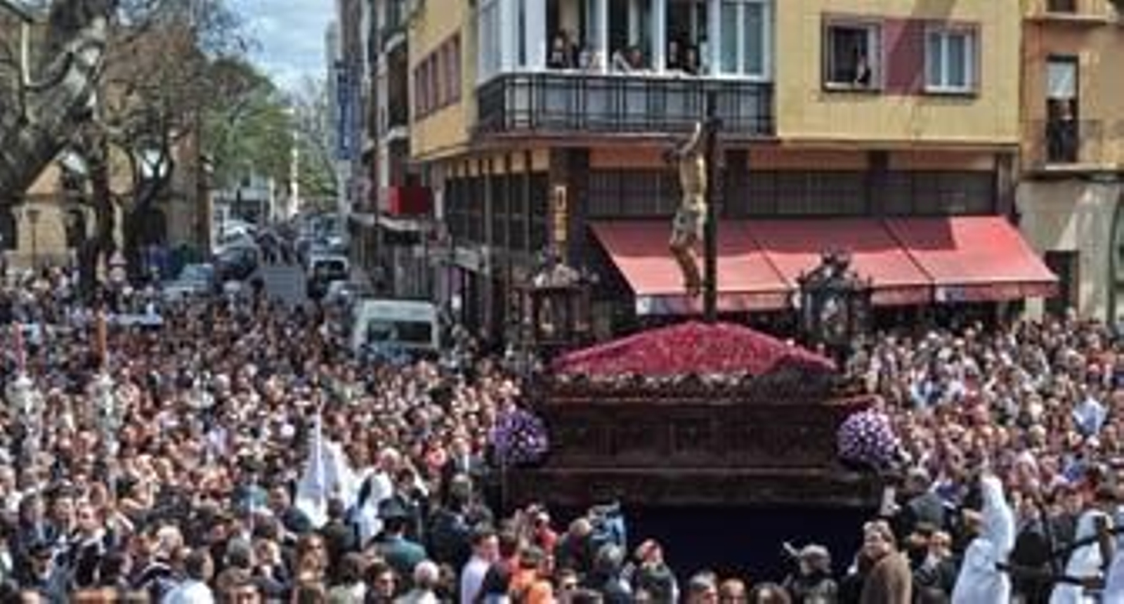 El Jueves Santo pide al vicario que no firme el adelanto de la Madrugada